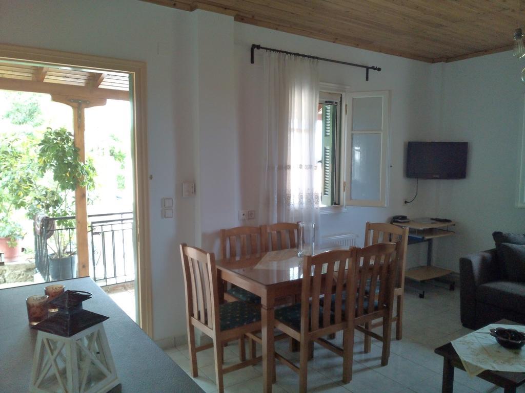 Villa Christos House Kariá Zimmer foto
